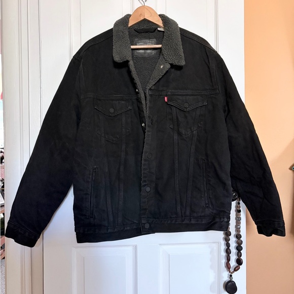 Levi Strauss & Co. Black Sherpa Jacket - Picture 4 of 5